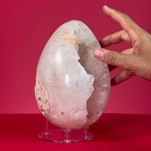 Quartz Egg from Madagascar (20 cm, 4 kg)